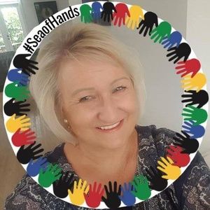 Meet your Posher, Pauline